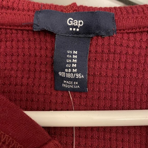 GAP Men's Waffle-Knit hoodie with snaps - Picture 2 of 4